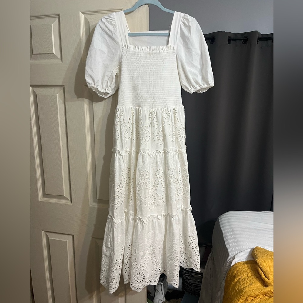 White midi with eyelet embroidery